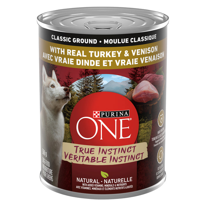 Nourriture humide moulue classique pour chats avec de la vraie dinde et de la vraie venaison Véritable instinct de Purina ONE Smartblend - 368 g