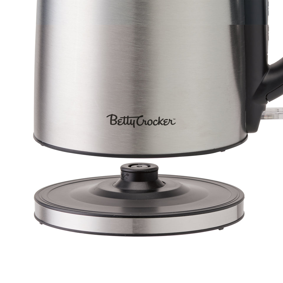 Betty Crocker 360 Jug Kettle, Stainless Steel, – Giant Tiger
