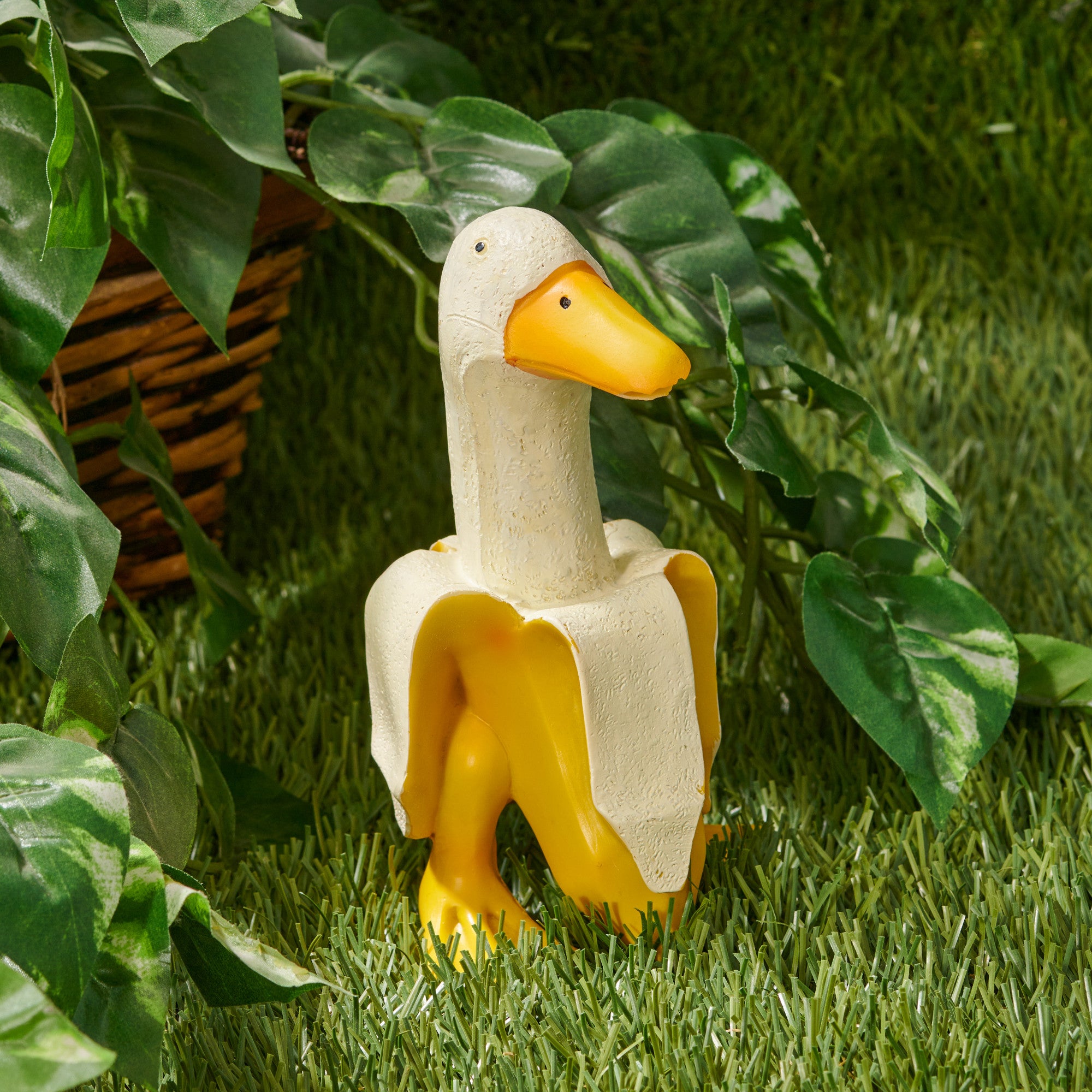 Banana Duck Garden Décor, 7in Giant Tiger