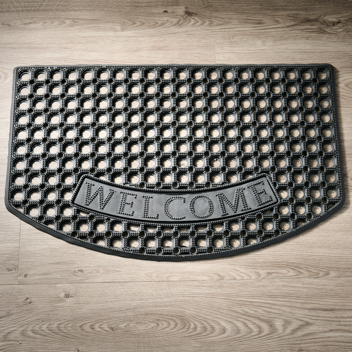 Welcome Mat, 30-in. – Giant Tiger