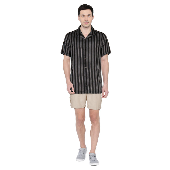 Men's Vertical Striped Airflow Button-Up Shirt