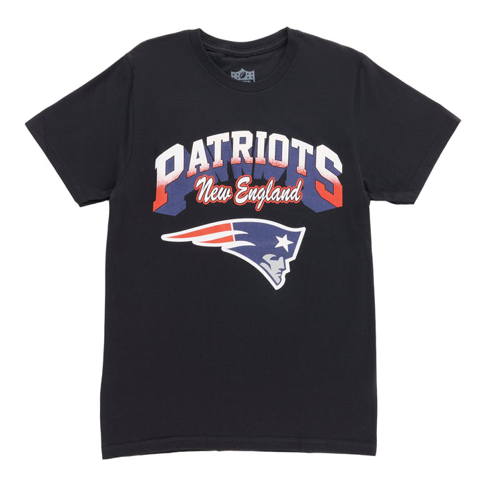 NFL Men's Licensed New England Patriots Short Sleeve T-Shirt