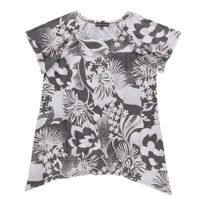 Classic Editions Women's Printed Sharkbite Top