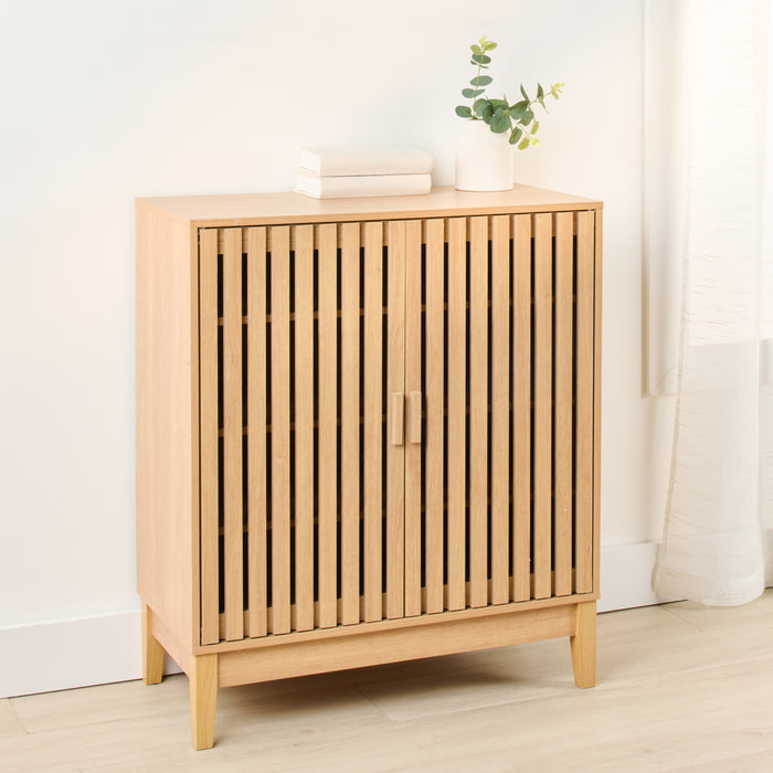 Buffet à lattes de couleur naturelle HomeStyles, 27,6 po x 13,8 po x 32,3 po