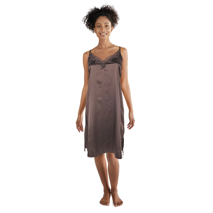 Chemise de nuit satinée Carisma pour femmes