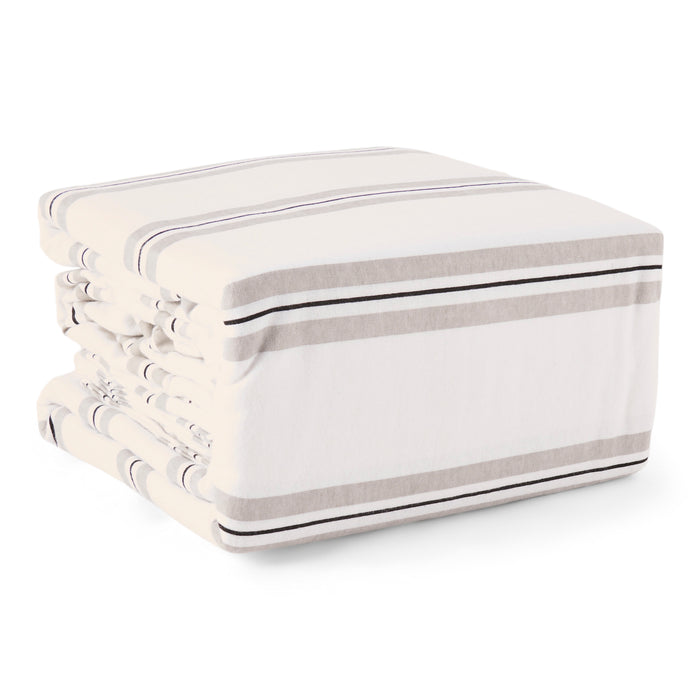 Northern Comfort Printed Flannel Sheet Set, Queen, Assorted, 4 Piece